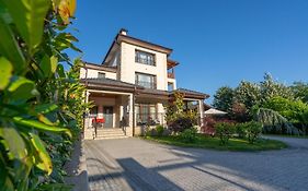 Бутикова вила CASA MT